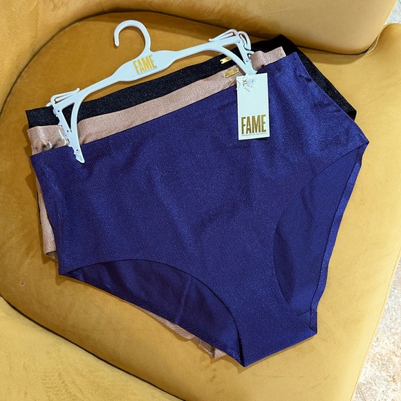 Frederick’s of Hollywood FAME 3 Pack Laser Underwear Panties NWT Size XL - Picture 1 of 8